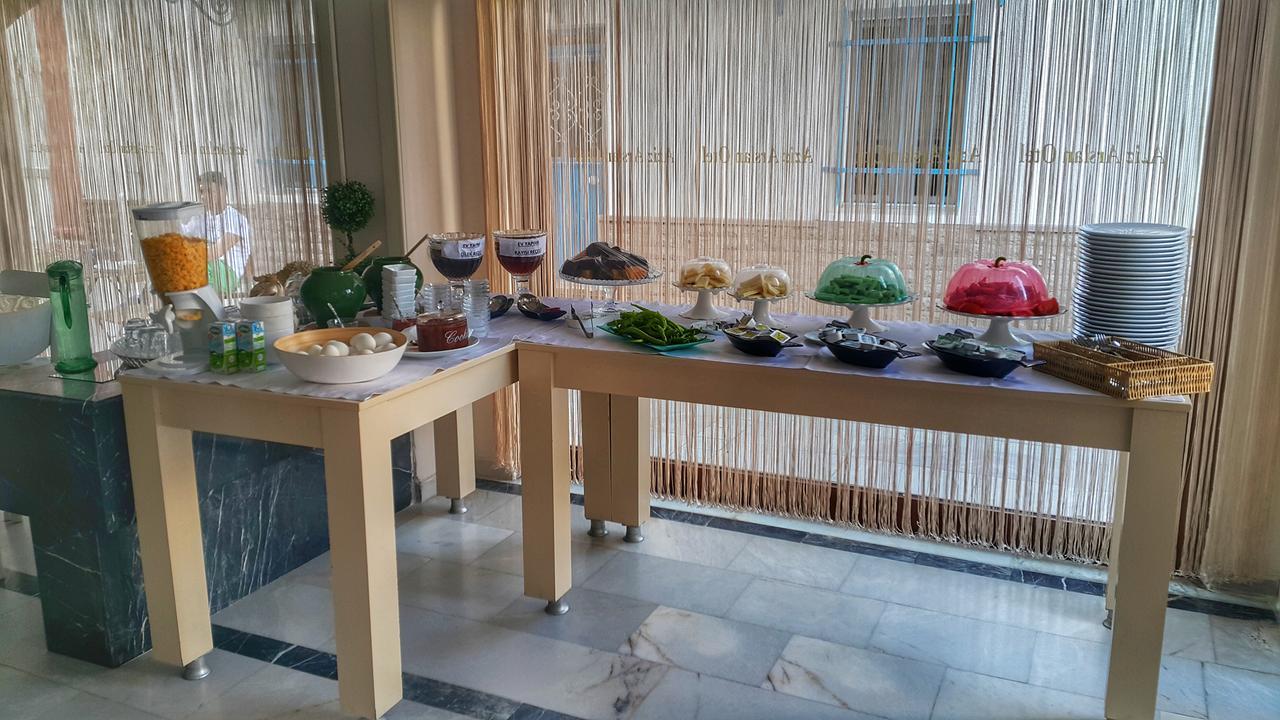 Aziz Arslan Hotel Ayvalı Eksteriør billede